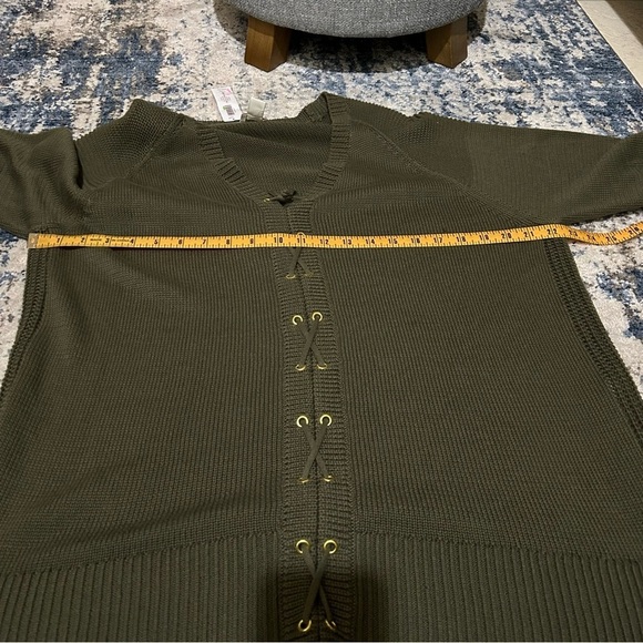 NWT Chico’s Green Knit Lace Up Long Sleeve Sweater Size XL - Picture 7 of 10